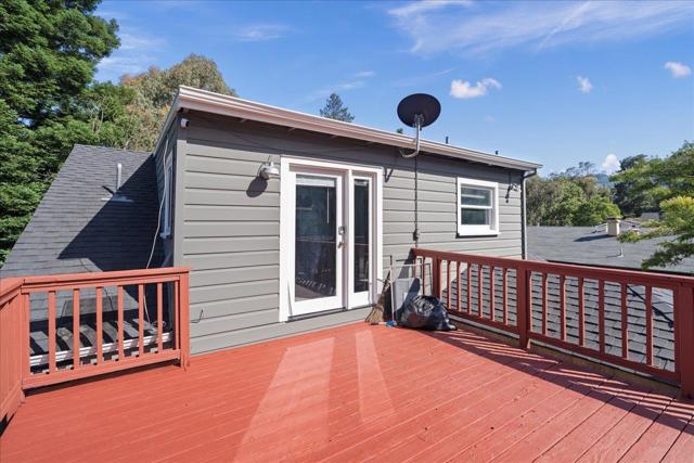 249 Los Gatos Boulevard, Los Gatos CA: https://media.crmls.org/mediaz/234b4900-9e92-4877-b1ab-158000a54cb8.jpg