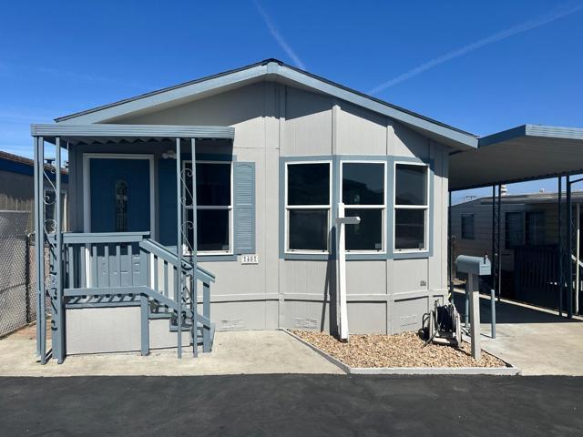 304 Carmel Ave, Marina CA: https://media.crmls.org/mediaz/234bb273-6475-4c45-8bf6-3f9f37f9b5d6.jpg