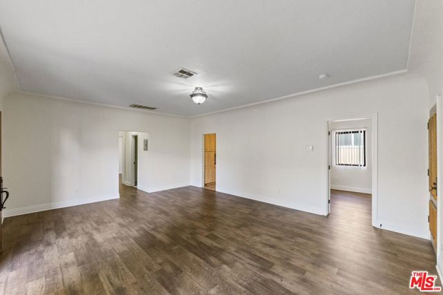 2623 Ellendale Place, Los Angeles CA: https://media.crmls.org/mediaz/234bd9c0-69d0-4718-98c9-f4089d75b6a2.jpg