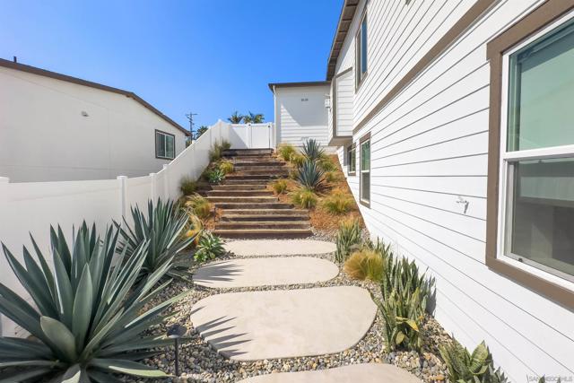 1856 Avocado Rd, Oceanside, California 92054, 4 Bedrooms Bedrooms, ,3 BathroomsBathrooms,Single Family Residence,For Sale,Avocado Rd,240026688SD