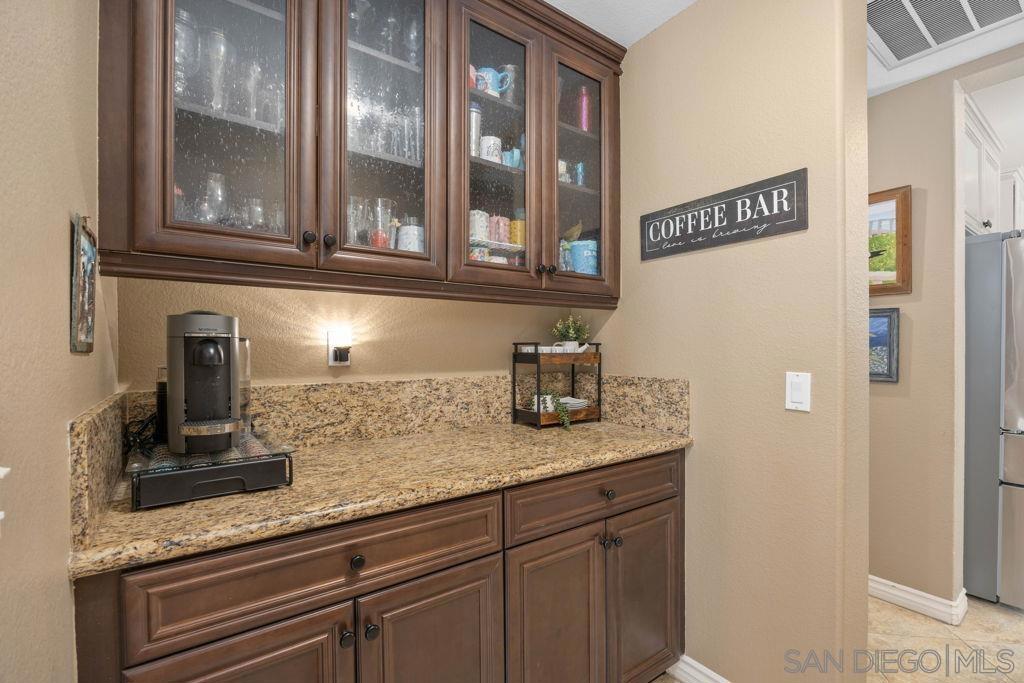 1800 Windriver - photo 8