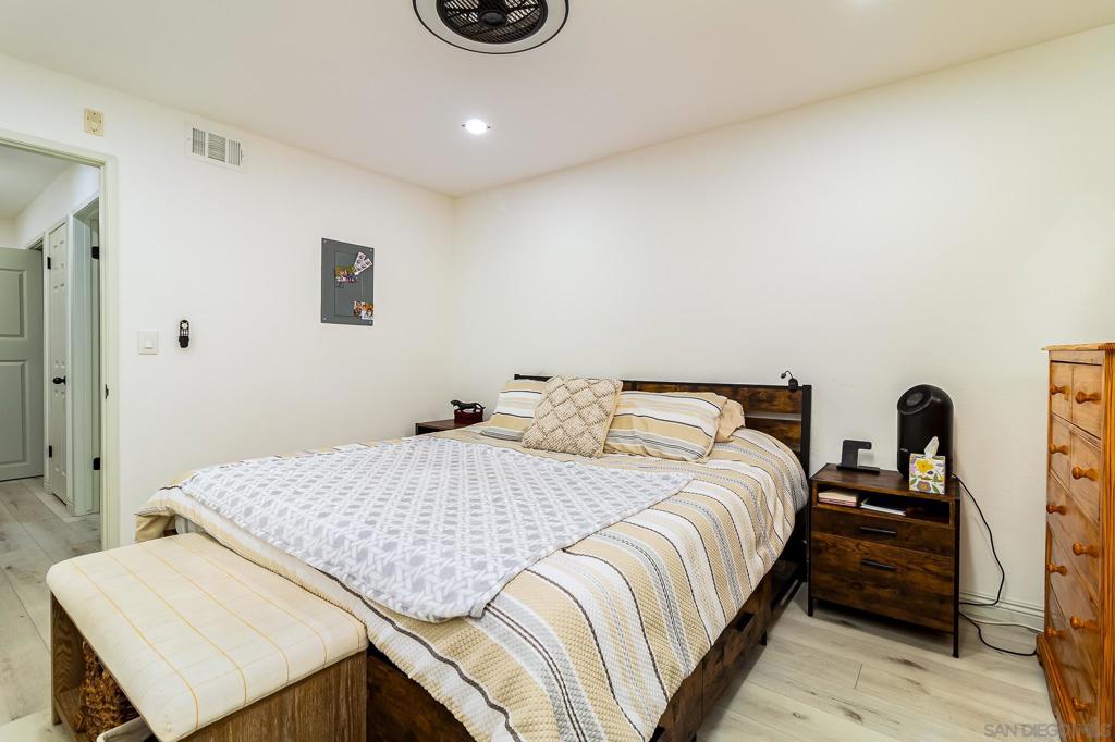 MLS #250035038SD img 7