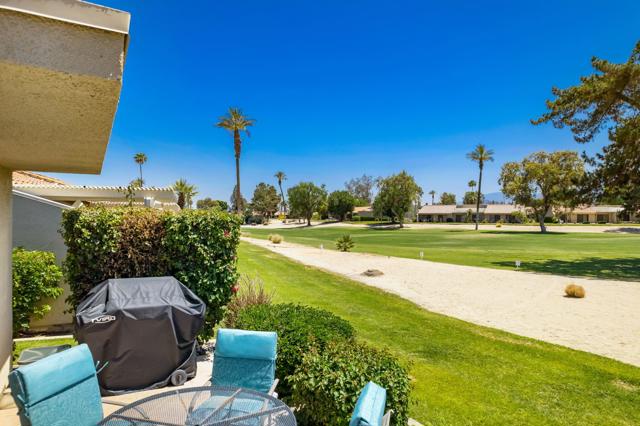 77361 Preston Trail, Palm Desert CA: https://media.crmls.org/mediaz/234ec186-eb32-4a5b-ab08-a38983d9f30a.jpg