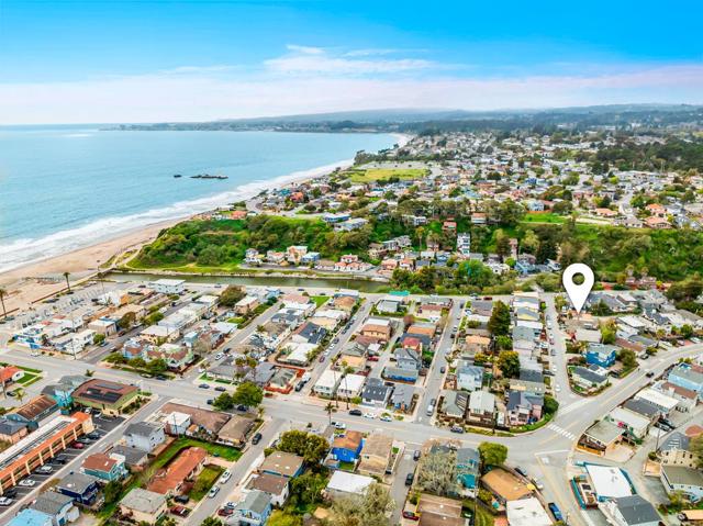 103 Winfield Way, Aptos CA: https://media.crmls.org/mediaz/234f13cb-ffc2-437c-9a47-67490c152693.jpg