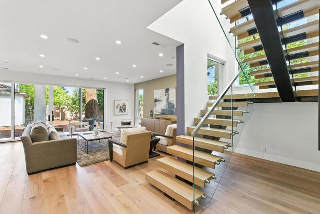 2200 Saint Francis Drive, Palo Alto CA: https://media.crmls.org/mediaz/234f6f4d-400d-48b2-af14-7d14d86b15a1.jpg