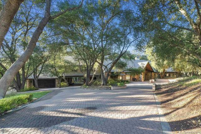 45455 Lorenz Ln, Temecula CA: https://media.crmls.org/mediaz/234f7d5c-ede4-4daf-854a-185f01f383b9.jpg