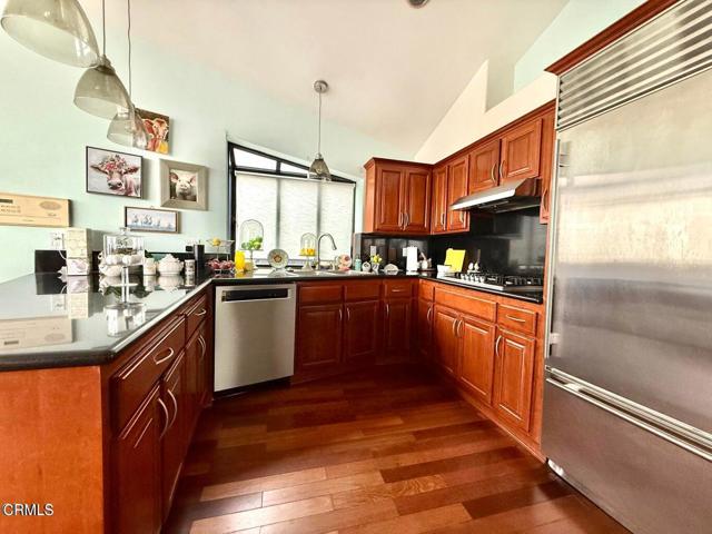 Detail Gallery Image 5 of 19 For 1445 Bounty Way, Laguna Beach,  CA 92651 - 4 Beds | 5 Baths