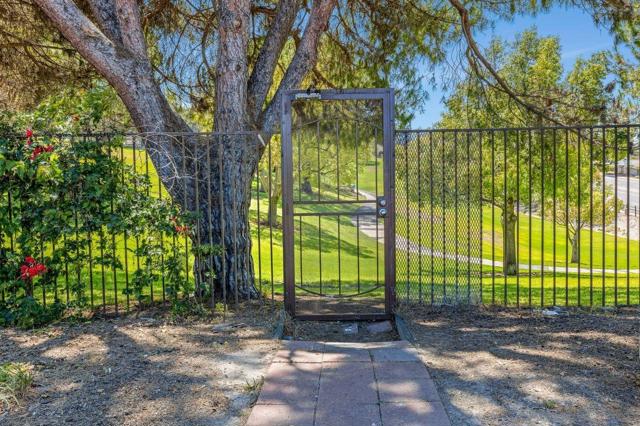 1824 Carolyn Drive, Chula Vista CA: https://media.crmls.org/mediaz/2350048d-beb3-4eeb-98b4-d8b5328488b9.jpg