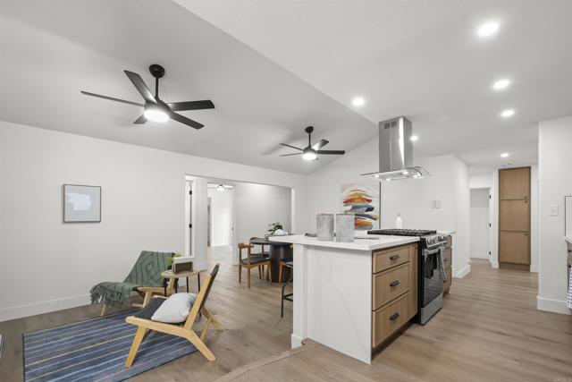 Detail Gallery Image 12 of 47 For 1607 Bubbling Well Dr, San Diego,  CA 92154 - 5 Beds | 3 Baths