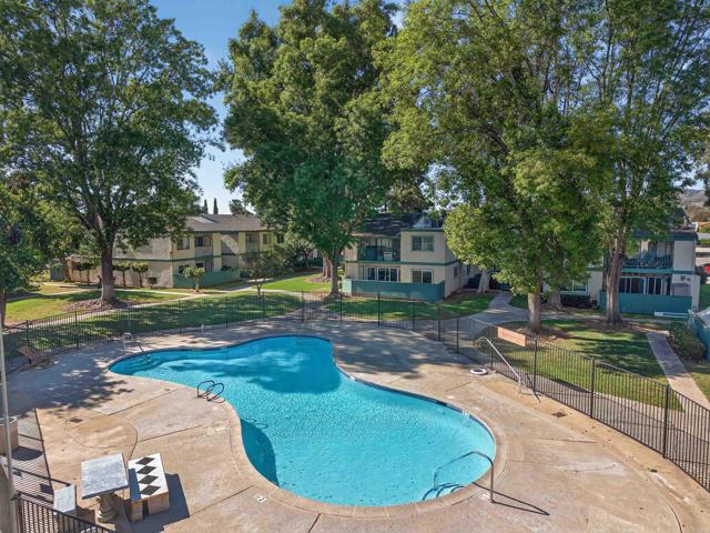 Detail Gallery Image 20 of 26 For 1817 E Grand Ave #11,  Escondido,  CA 92027 - 2 Beds | 2 Baths