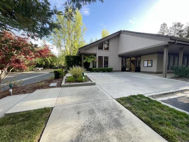 5965 Fiddletown Place, San Jose CA: https://media.crmls.org/mediaz/2350d1f5-70d4-4aff-879f-6fe8c8468c69.jpg