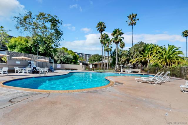 3050 Rue D'Orleans, San Diego CA: https://media.crmls.org/mediaz/2351a060-a7d5-41a9-9235-bcca8a9d9d03.jpg
