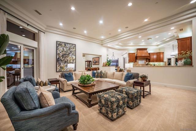 15397 Rock Creek Ln, El Cajon CA: https://media.crmls.org/mediaz/23521f58-9910-447c-b21d-4f2ccde7ac2e.jpg