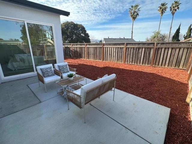 3367 Brigadoon Way, San Jose CA: https://media.crmls.org/mediaz/2352ed75-2532-4e90-8900-ea313b694282.jpg