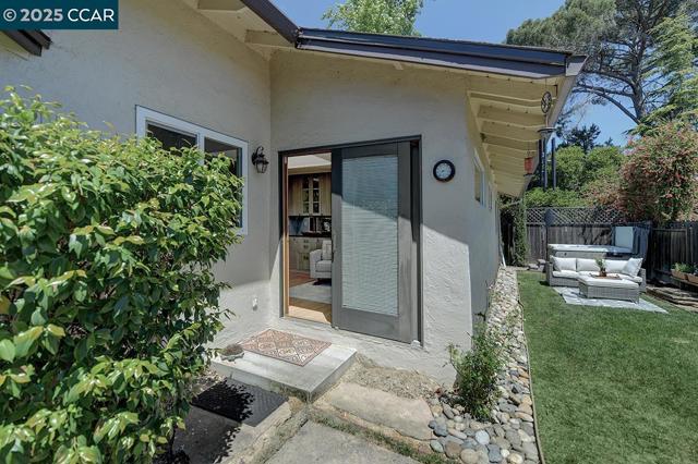 387 ODIN PLACE, Pleasant Hill CA: https://media.crmls.org/mediaz/2353adcc-e1d7-42d6-b4ae-07106fdc84e3.jpg