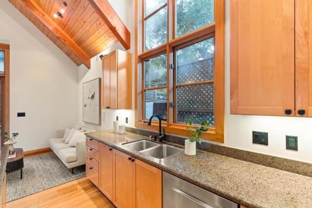 10 Winding Way, San Carlos CA: https://media.crmls.org/mediaz/23541e14-a210-4beb-8c38-ba3d288221b5.jpg