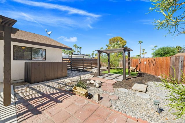 2200 N Carillo Road, Palm Springs, CA 92262