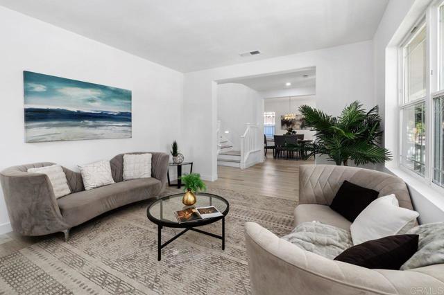 Detail Gallery Image 6 of 50 For 1086 Augusta Pl, Chula Vista,  CA 91915 - 5 Beds | 3 Baths