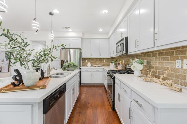 1688 Lee Way, Milpitas CA: https://media.crmls.org/mediaz/2355ba00-16f1-45f5-8d79-922343884cfe.jpg