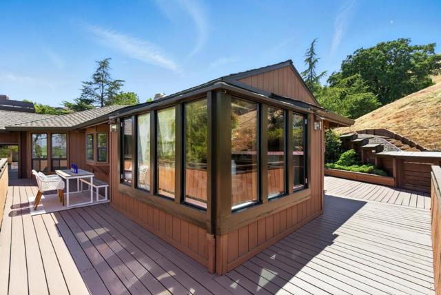 12391 Farr Ranch Court, Saratoga CA: https://media.crmls.org/mediaz/2355f95b-8b7f-46e9-a71c-5e6c7212190f.jpg