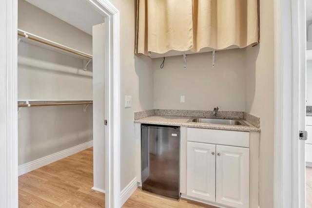 3848 Mariposa Drive, Clearlake CA: https://media.crmls.org/mediaz/2357402a-ac7e-4324-8a54-5d047ccad3dc.jpg