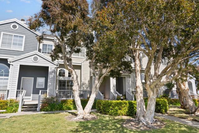 394 Genoa Drive,  CA: https://media.crmls.org/mediaz/23595783-74d5-4d5a-a82d-6ecc335aec68.jpg