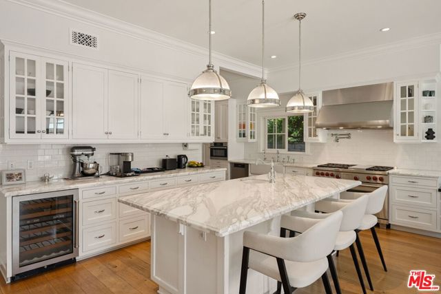 415 Palisades Avenue photo 6