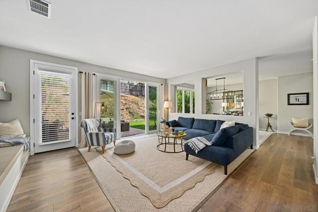 3231 Canyon View Dr, Oceanside CA: https://media.crmls.org/mediaz/235accfd-6557-430f-b662-02ec6494cb24.jpg