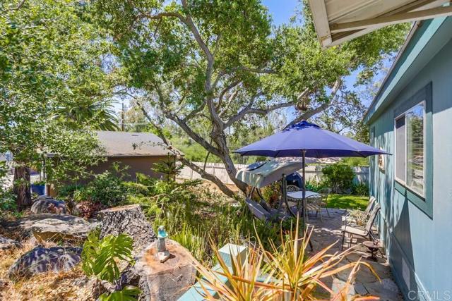 1750 W Citracado Parkway, Escondido CA: https://media.crmls.org/mediaz/235b372d-f8d9-4b11-b656-91bf56fe6cbf.jpg