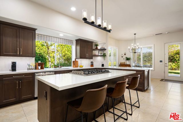 8 Dickens Court, Rancho Mirage, CA 92270