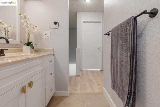 3055 TREAT BLVD, Concord CA: https://media.crmls.org/mediaz/235ce605-2691-4ca6-8ea5-0c1036a17898.jpg