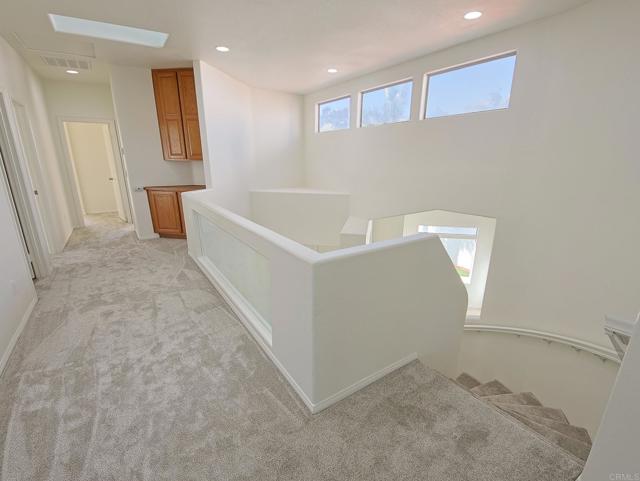Detail Gallery Image 16 of 30 For 4918 Amador Dr, Oceanside,  CA 92056 - 5 Beds | 3/1 Baths