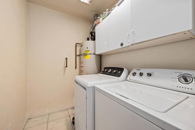 2454 La Costa Avenue, Chula Vista CA: https://media.crmls.org/mediaz/235ea1f0-390b-4da8-81c4-9a356fd7782e.jpg