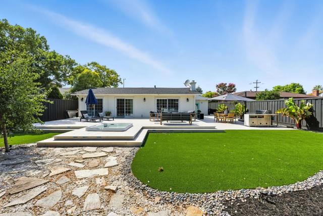 2924 Vivian Lane, San Jose CA: https://media.crmls.org/mediaz/235f79dd-2872-44af-9b8e-f0ee5d4a932f.jpg