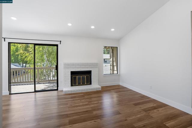 802 Dover, Hercules CA: https://media.crmls.org/mediaz/2360a6e8-ec43-442f-818d-fef902c78fc1.jpg