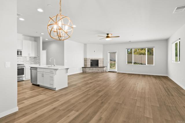 Detail Gallery Image 8 of 34 For 9212 Rickie Rd, Lakeside,  CA 92040 - 4 Beds | 2 Baths