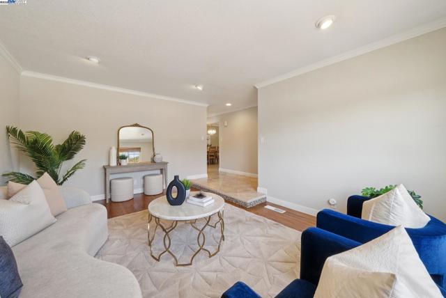 457 Coleen St, Livermore CA: https://media.crmls.org/mediaz/2361a36a-2330-4836-952d-825a56719493.jpg