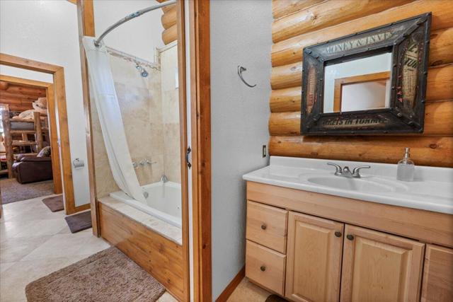 1925 Baldwin Lake Road, Big Bear CA: https://media.crmls.org/mediaz/236254d3-febf-4bbf-975b-11a104709c7d.jpg