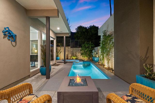 2831 S Palm Canyon Drive, Palm Springs CA: https://media.crmls.org/mediaz/2363ed43-cbce-4010-b6ab-99c112763f32.jpg