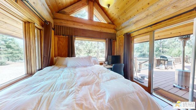 60164 Devils Ladder Road, Mountain Center CA: https://media.crmls.org/mediaz/23655449-8f8c-4529-816b-d757017dee85.jpg