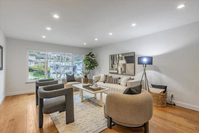 2845 Brittan Avenue, San Carlos CA: https://media.crmls.org/mediaz/2368675c-4160-4c4e-b2ad-b982e86ebc5f.jpg