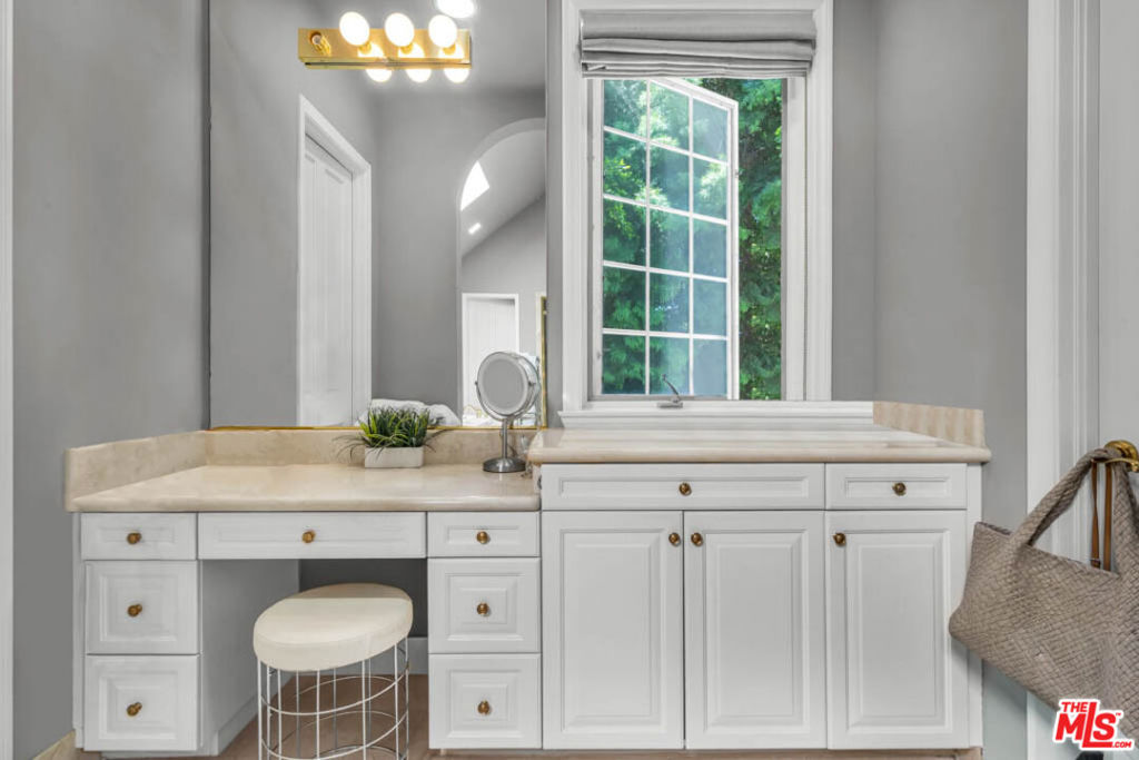 MLS #26844947 image #42