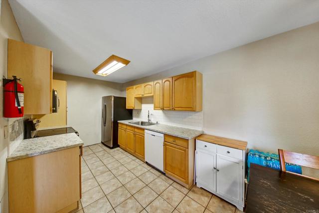 1420 Hilltop Drive, Chula Vista CA: https://media.crmls.org/mediaz/2368f666-f8d6-44de-9fa7-61090406a81f.jpg