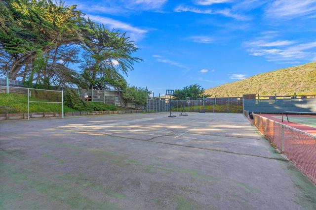 101 Shell Drive, Watsonville CA: https://media.crmls.org/mediaz/236949e7-826e-4bde-841d-a7f784fd0903.jpg