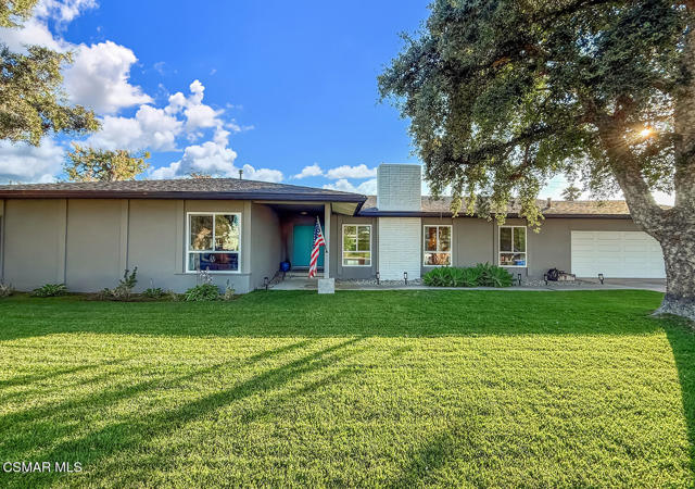 1251 Buckingham Drive, Thousand Oaks CA: https://media.crmls.org/mediaz/2369cb68-7275-4389-80c7-3dda660182be.jpg