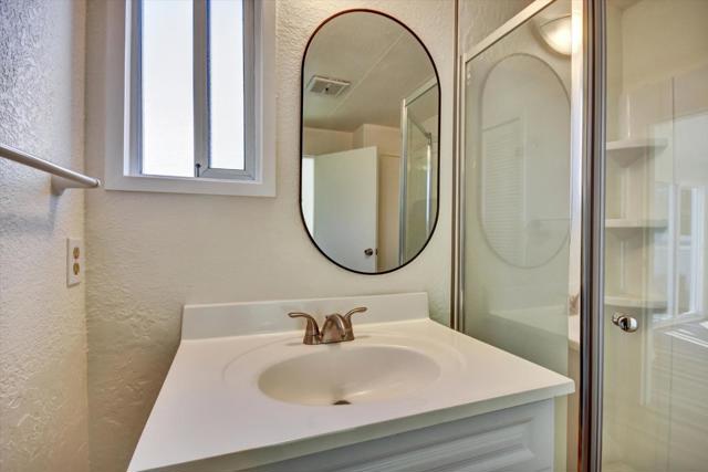 17 Pepperwood Way, Soquel CA: https://media.crmls.org/mediaz/2369db65-cfcc-4d14-bcb2-cacf9c122dc9.jpg