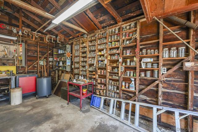 1432 E 20th St, National City CA: https://media.crmls.org/mediaz/236b4c50-5fcc-4d6a-a25a-6675c2ba96b8.jpg