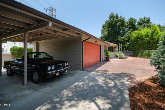 3312 Thorndale Road, Pasadena CA: https://media.crmls.org/mediaz/236bc482-c815-4ee4-a020-7c848cfd03da.jpg