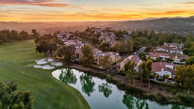 Detail Gallery Image 3 of 22 For 16622 Sweet Leilani Ln, San Diego,  CA 92127 - 4 Beds | 4/1 Baths