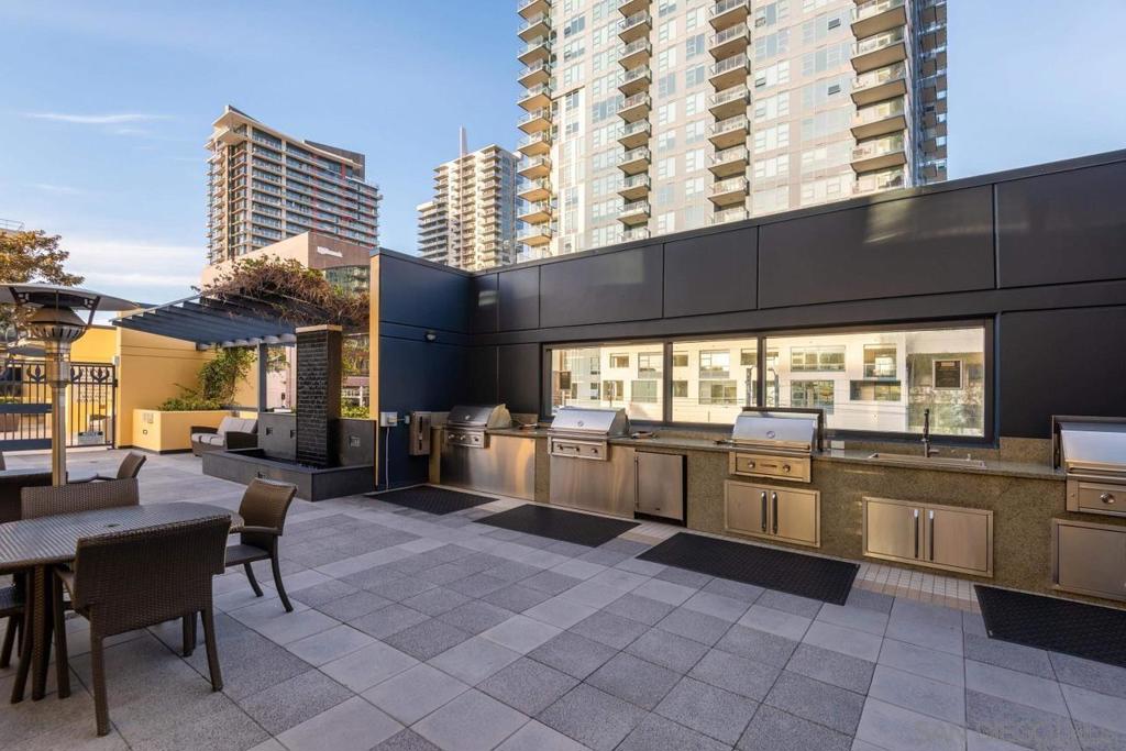 1325 Pacific Hwy - photo 17